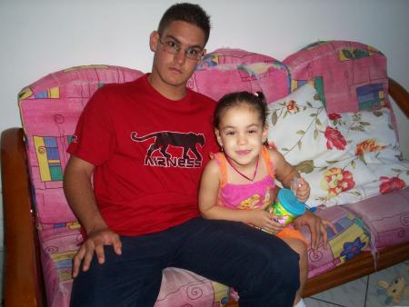 moi et ma tite soeur ch&eacute;rie